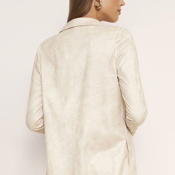 Oversized Cream Suede Blazer - Picture 3 of 5